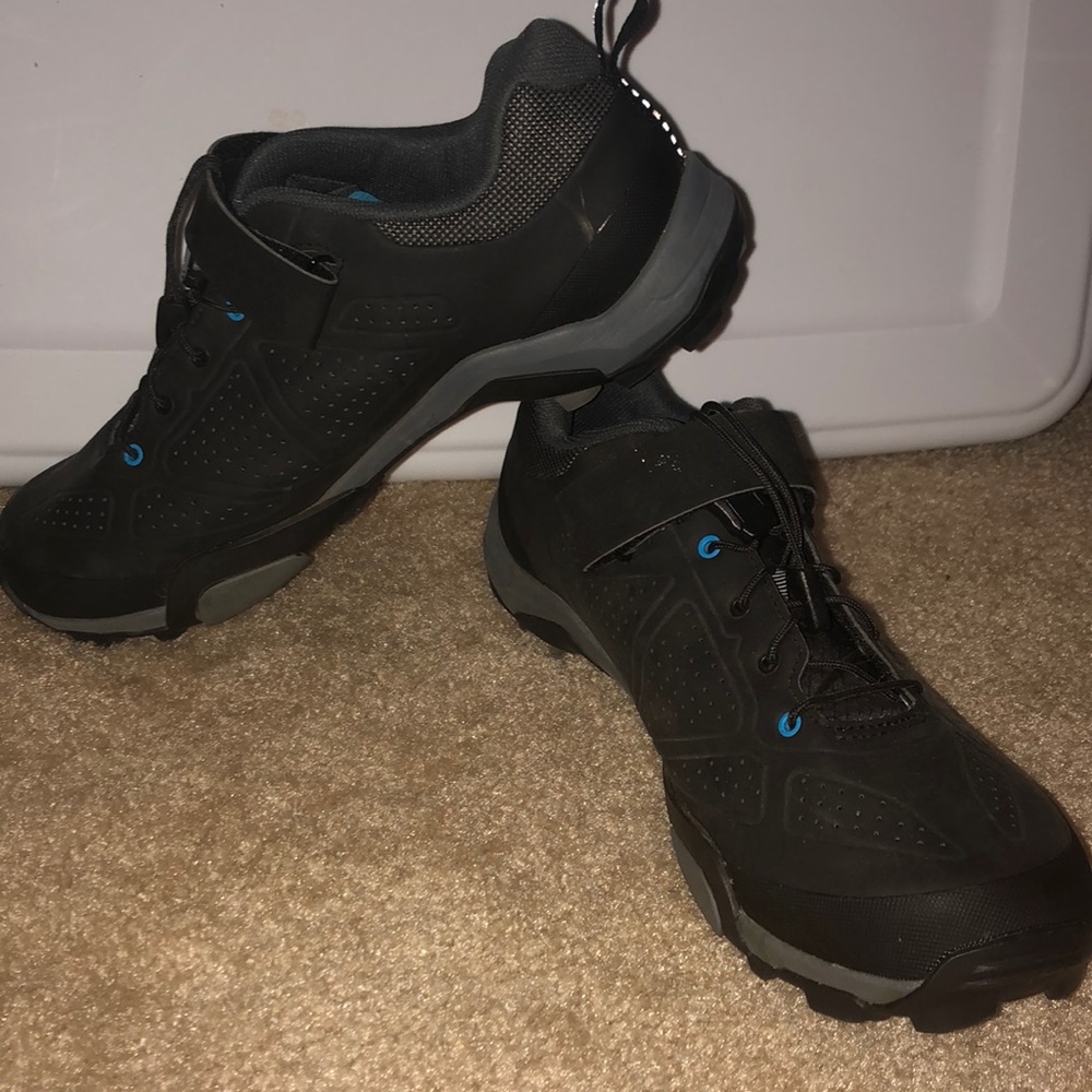 Shimano bike shoes size 41 us size 8.5